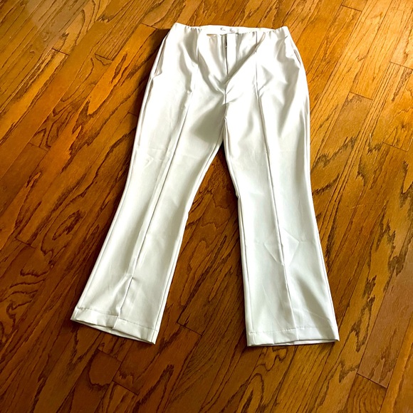 NWT LC Waikiki women’s white modern pants with front split Euro size 44, US 14 - Picture 1 of 16